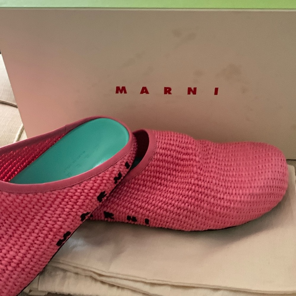 Marni woven slides
